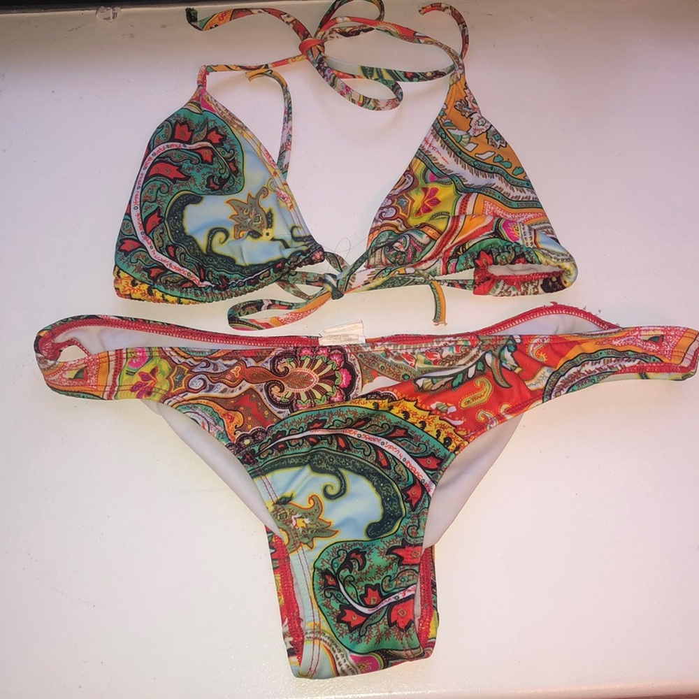 Multicolor bikini